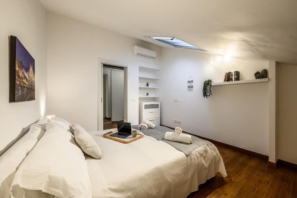 Buenos Aires' Nest - 10 Minutes From Duomo With Terrace Apartamento Milão Exterior foto